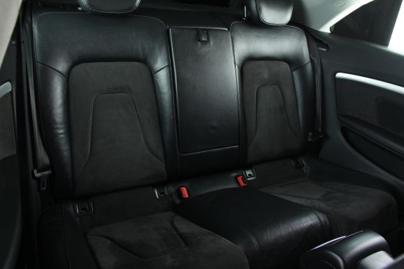 Audi A5 Базовая, 2.0 л, Вариатор, 2011 фото 1