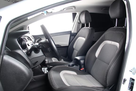 Kia Ceed, 1.6 л, АТ, 2014 фото 8