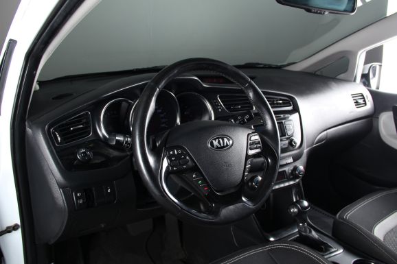 Kia Ceed, 1.6 л, АТ, 2014 фото 9