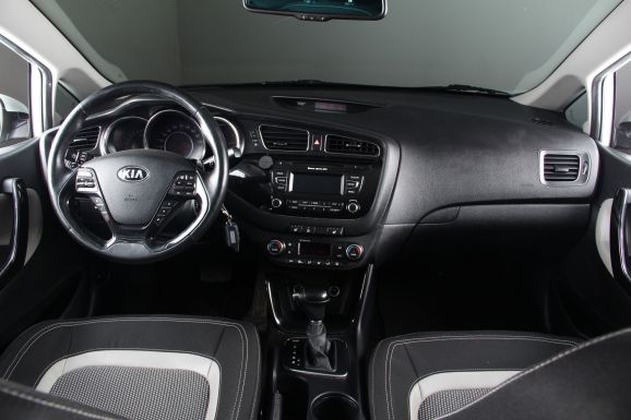Kia Ceed, 1.6 л, АТ, 2014 фото 10