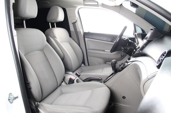 Chevrolet Orlando LTZ, 1.8 л, АТ, 2012 фото 2