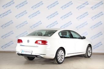 Volkswagen Passat, 1.8 л, РКПП, 2013 фото 4