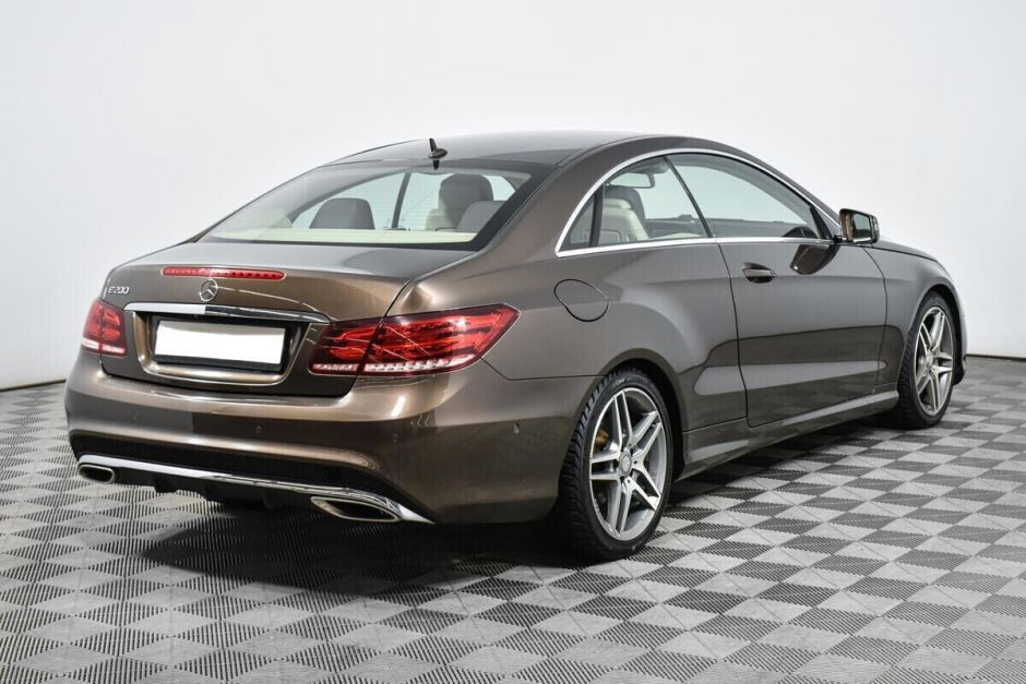 Mercedes-Benz E-Класс, 2.0 л, АТ, 2014 фото 4