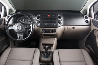 Volkswagen Golf Plus, 1.6 л, РКПП, 2011 фото 10