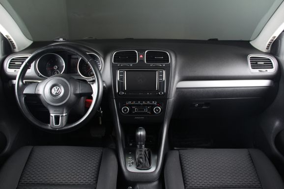Volkswagen Golf, 1.6 л, Робот, 2012 фото 10