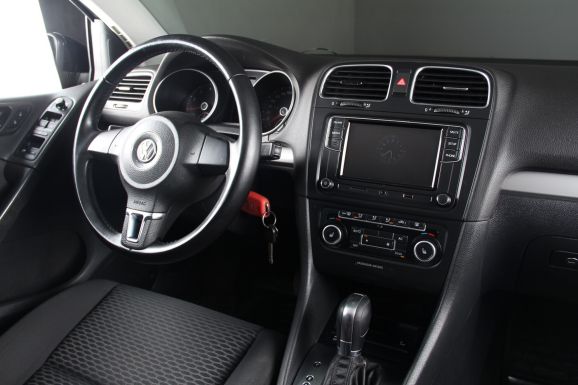 Volkswagen Golf, 1.6 л, Робот, 2012 фото 12