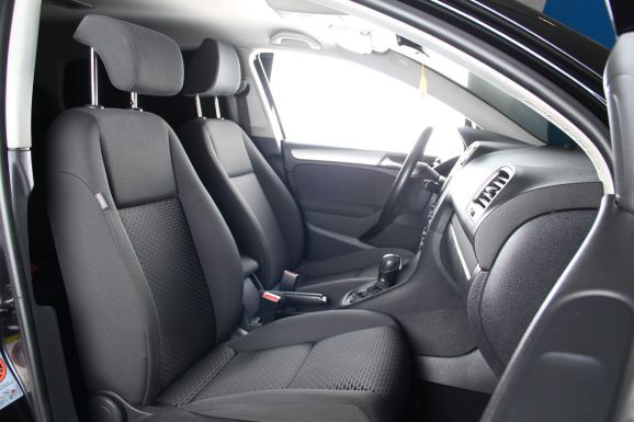 Volkswagen Golf, 1.6 л, Робот, 2012 фото 2