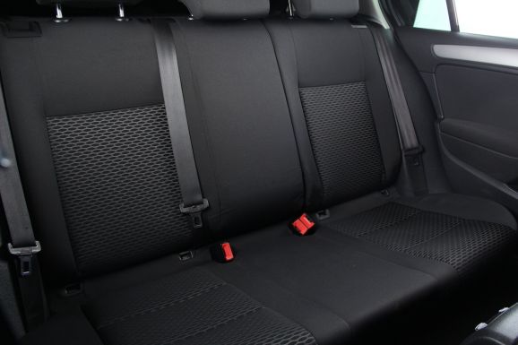 Volkswagen Golf, 1.6 л, Робот, 2012 фото 1