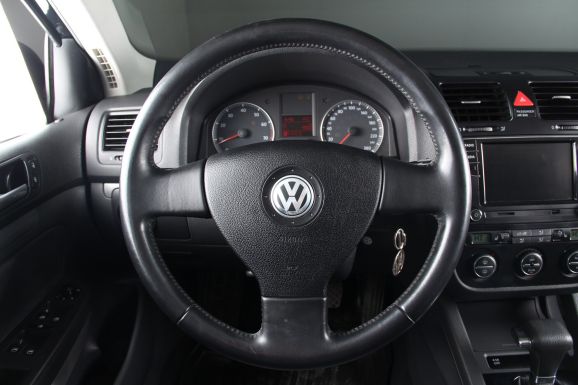 Volkswagen Jetta, 1.6 л, АТ, 2010 фото 11