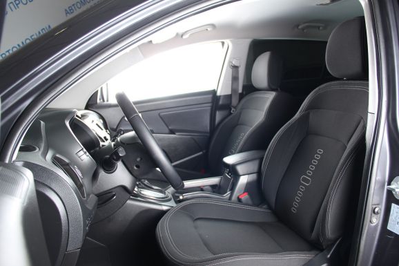 Kia Sportage, 2.0 л, АТ, 2012 фото 8