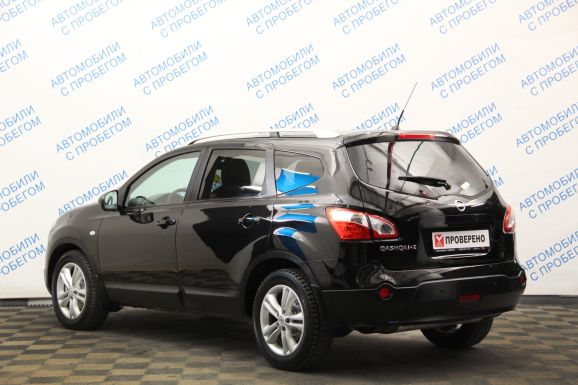 Nissan Qashqai+2 LE+, 2.0 л, Вариатор, 2010 фото 6