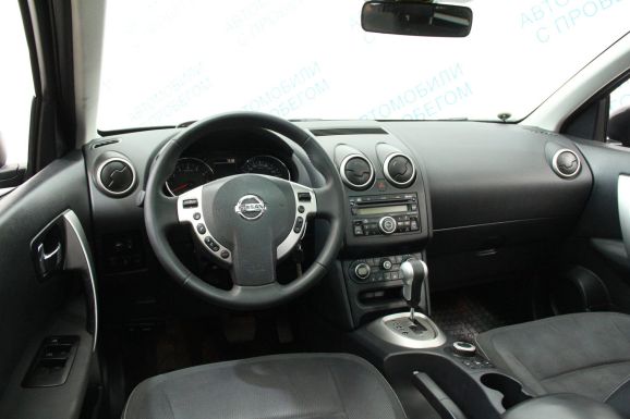 Nissan Qashqai+2 LE+, 2.0 л, Вариатор, 2010 фото 7