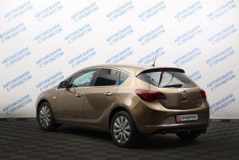 Opel Astra Cosmo, 1.4 л, АКПП, 2013 фото 6