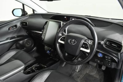 Toyota Prius, 1.8 л, АКПП, 2017 фото 7