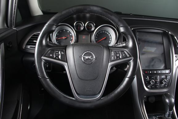 Opel Astra, 1.6 л, АТ, 2011 фото 7