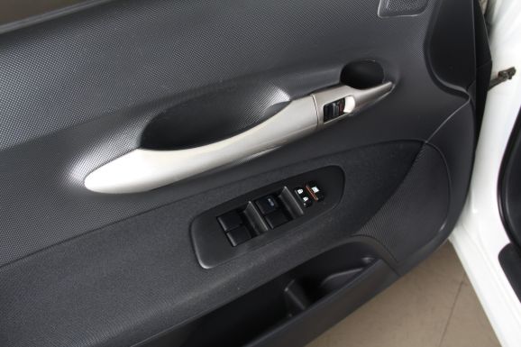 Toyota Auris, 1.6 л, Робот, 2007 фото 7