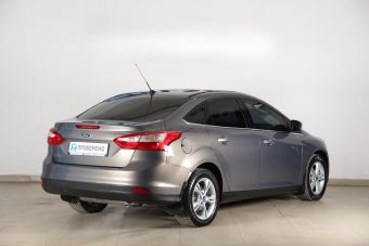 Ford Focus, 1.6 л, МКПП, 2012 фото 5