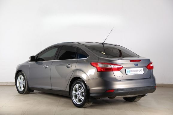 Ford Focus, 1.6 л, МТ, 2012 фото 6