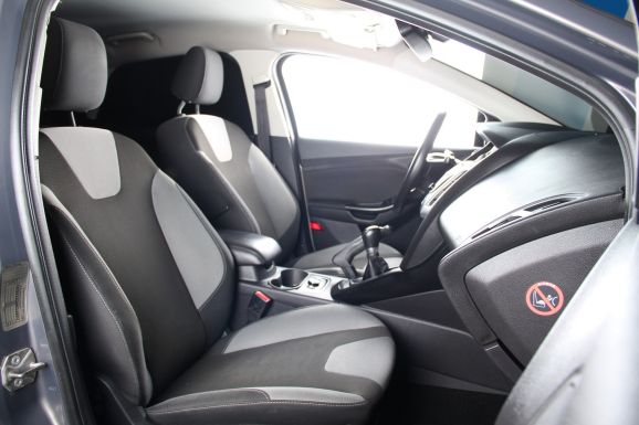 Ford Focus, 1.6 л, МТ, 2012 фото 2