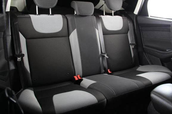 Ford Focus Titanium, 1.6 л, МТ, 2013 фото 1