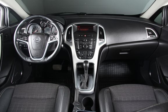 Opel Astra Sport, 1.4 л, АТ, 2012 фото 9