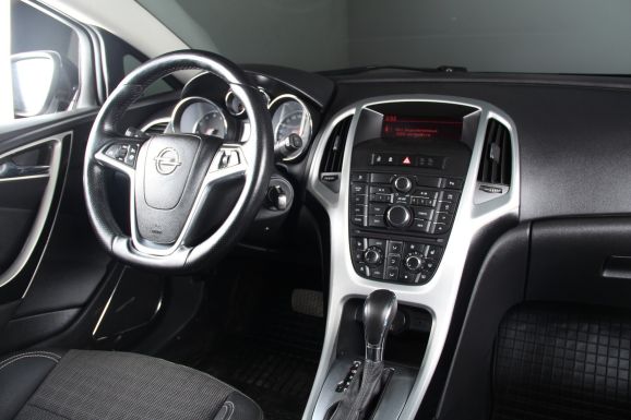 Opel Astra Sport, 1.4 л, АТ, 2012 фото 10
