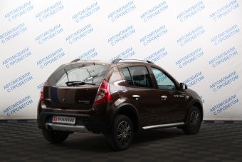 Renault Sandero Stepway, 1.6 л, АКПП, 2013 фото 5