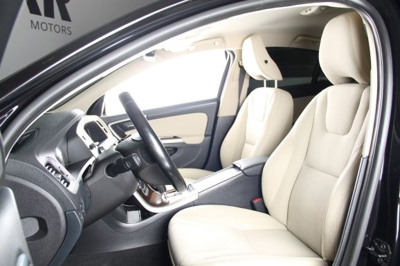 Volvo S60, 1.6 л, АТ, 2012 фото 8