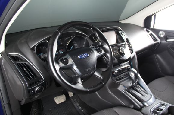 Ford Focus, 1.6 л, Робот, 2014 фото 9