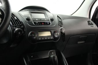 Hyundai ix35, 2.0 л, АКПП, 2013 фото 15