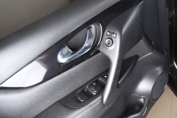 Nissan Qashqai, 2.0 л, Вариатор, 2015 фото 7