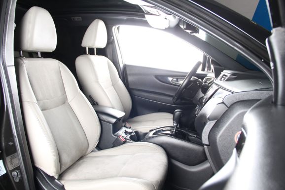 Nissan Qashqai, 2.0 л, Вариатор, 2015 фото 2