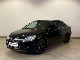 Opel Astra, 1.8 л, АКПП, 2010 фото 3