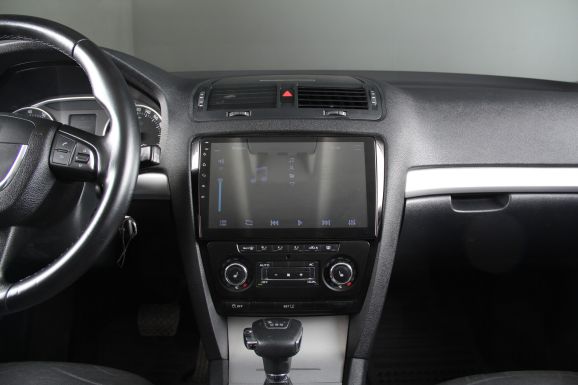 Skoda Octavia, 1.8 л, АТ, 2013 фото 10