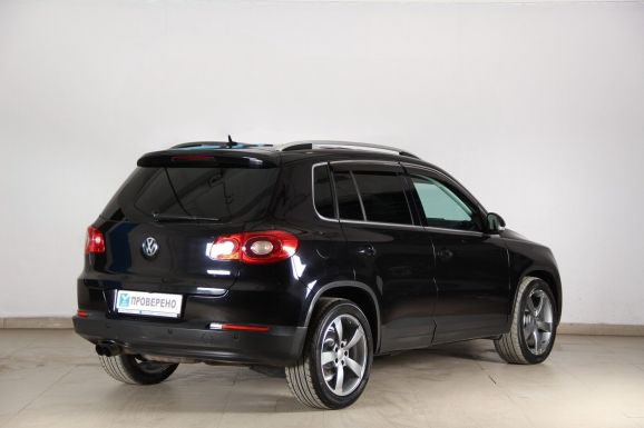 Volkswagen Tiguan, 2.0 л, АТ, 2009 фото 4