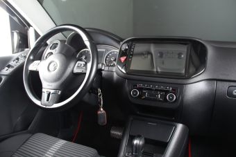 Volkswagen Tiguan, 2.0 л, АКПП, 2009 фото 12