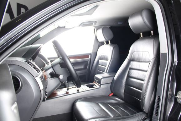 Volkswagen Touareg, 3.6 л, АТ, 2008 фото 8