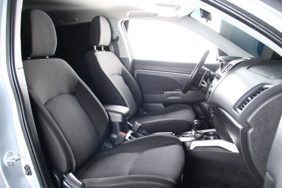 Mitsubishi ASX Instyle, 1.8 л, Вариатор, 2012 фото 2