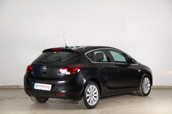 Opel Astra, 1.6 л, АТ, 2012 фото 4