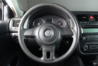 Volkswagen Jetta, 1.6 л, АКПП, 2010 фото 11