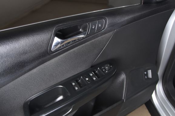 Volkswagen Passat, 2.0 л, Робот, 2007 фото 7