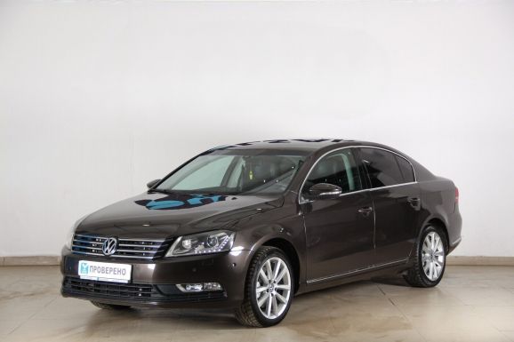 Volkswagen Passat, 1.8 л, Робот, 2014 фото 3