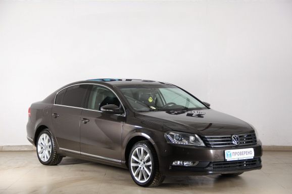 Volkswagen Passat, 1.8 л, Робот, 2014 фото 4