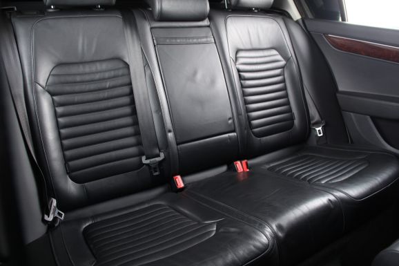 Volkswagen Passat, 1.8 л, Робот, 2014 фото 1