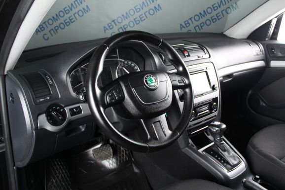 Skoda Octavia, 1.8 л, АТ, 2012 фото 7