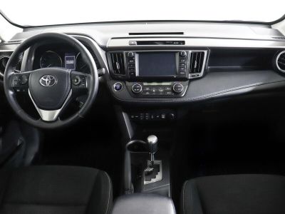 Toyota RAV4, 2.2 л, АКПП, 2018 фото 8