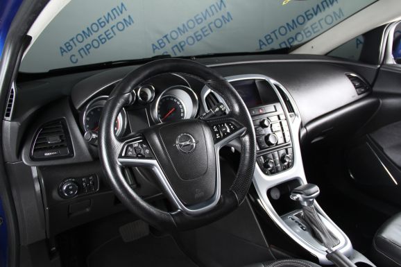 Opel Astra, 1.6 л, АТ, 2013 фото 9