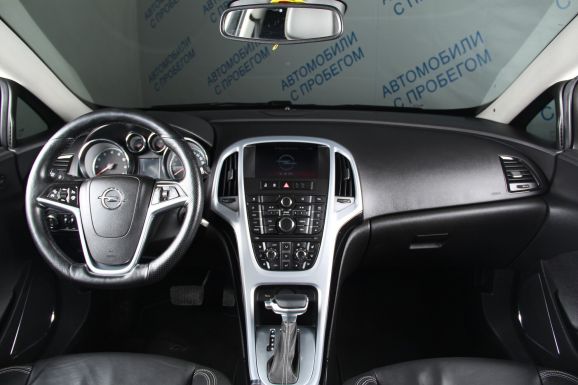 Opel Astra, 1.6 л, АТ, 2013 фото 10