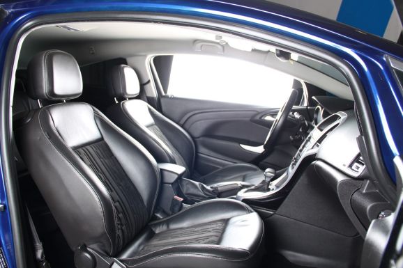 Opel Astra, 1.6 л, АТ, 2013 фото 2