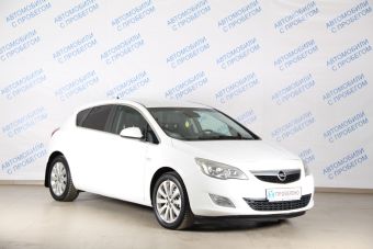 Opel Astra, 1.4 л, АКПП, 2012 фото 5